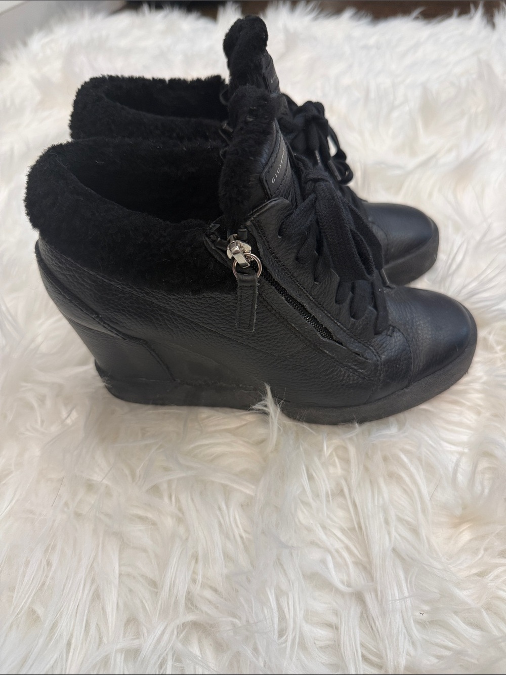 Giuseppe Zanotti Black Leather Shearling-Trim Sneakers 39